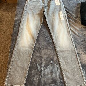 NWT Levi’s Slim Gray Denim Jeans, Size 32 x 32